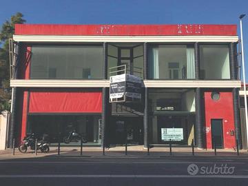 Immobile di 650 m² a Cagliari