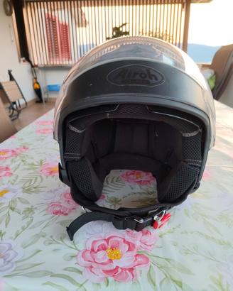 casco airoh 