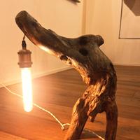 Lampada da tavolo o abat jour in legno artigianale