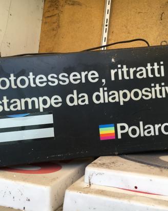 Insegna luminosa POLAROID fototessera