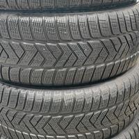 Gomme da 17 Pirelli