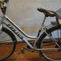 bicicletta city bike uomo donna ruote 28