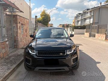 Range Rover Evoque All Black Edition