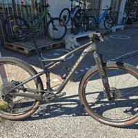 2016 S-WORKS EPIC 29 tg.m