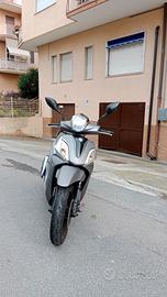Sym Symphony st 125 