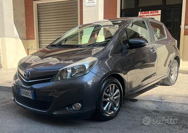 Toyota Yaris 1.0 5 porte style
