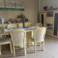 Elegante set sala da pranzo vintage