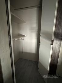 ARMADIO ANGOLARE MONDO CONVENIENZA