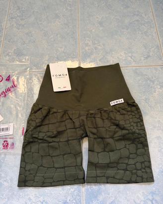 Shorts Push Up Cocco Verde-FGM04 Modello Donna