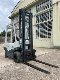 Muletto carrello elevatore om20 diesel