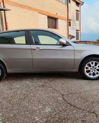 ALFA 147 MOVING 1.9 JTD