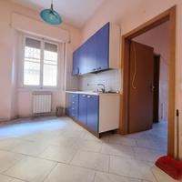 FIRENZE NOVOLI Trilocale con resede
