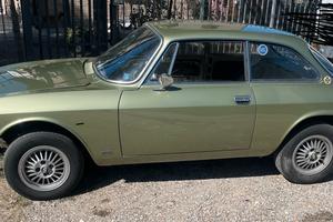 Alfa romeo GT 1750 quadrifoglio