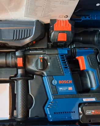 TRAPANO MARTELLO NUOVO BOSCH POTENTE COMPLETO