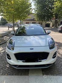 Ford puma 1.0 ecoboost hybrid titanium