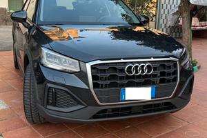 Audi Q2 35 TDI S tronic Business