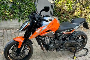 KTM 790 Duke