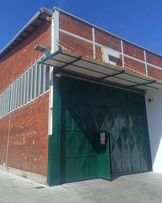 Immobile di 1800 m² a Beinasco