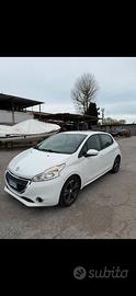 Peugeot 208 gpl