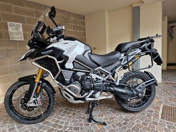 TRIUMPH TIGER 1200 RALLY EXPLORER