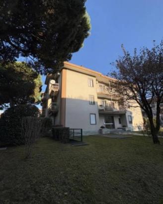 Immobile in asta di 187 m² con 4 locali e box auto