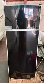 Frigorifero Trivalente Dometic serie 8
