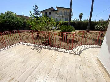 Rif.RI350| palazzo sellia marina