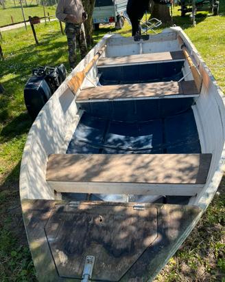 Barca canadian 370