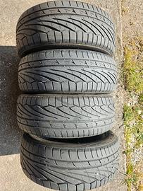 Gomme Toyo
