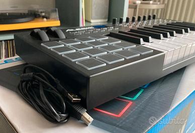 Alesis VI 25 - tastiera midi 25 tasti