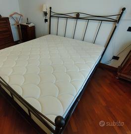 Letto in ferro battuto completo