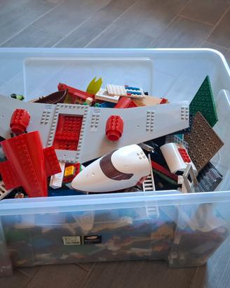 Lotto Maxi LEGO sfusi (circa 10kg) con Minifigures
