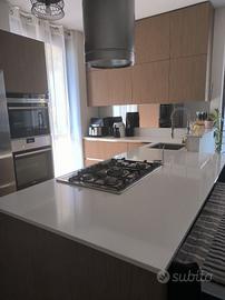 Cucina con penisola VenetaCucine