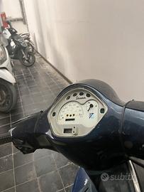 Vespa lx