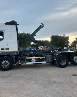 Volvo 380 3 assi scarrabile, ACCETTO PERMUTE
