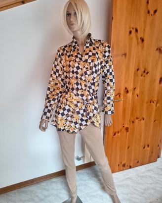 pantaloni + camicia 