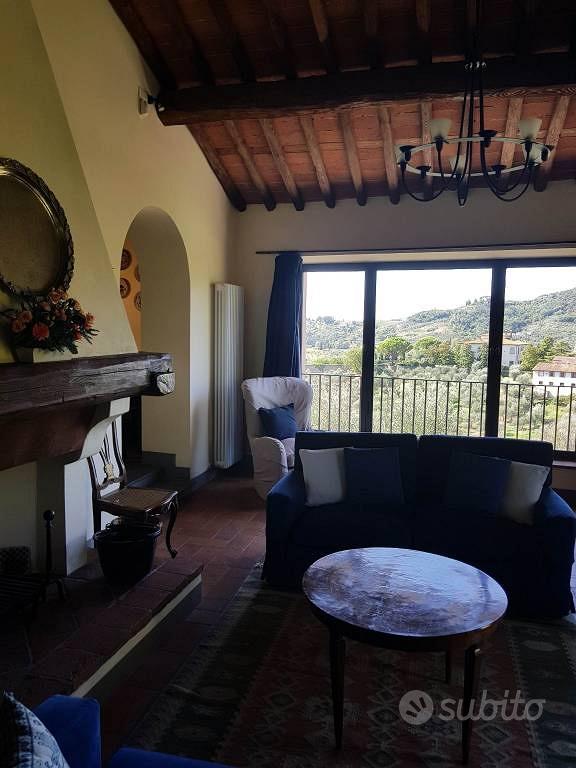 Rustico / Casale di 249 m² con più di 5 locali e b - Vista 4