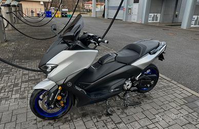 Yamaha Tmax 530