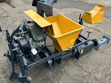 M115 Cordolatrice stradale con motore a benzina