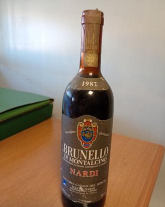 Stock Vini D'Annata E Distillati
