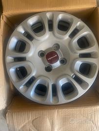 4 cerchi panda originali mai usati con copricerchi