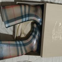 BURBERRY STIVALI TAGLIA 38  STATO PERFETTO 