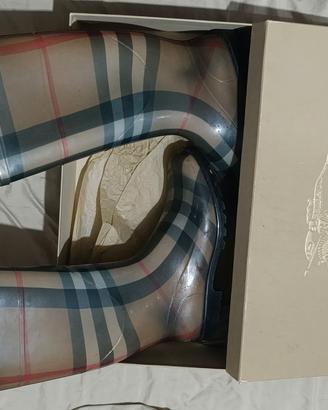 BURBERRY STIVALI TAGLIA 38  STATO PERFETTO 