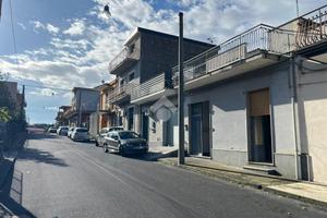 CASA INDIPENDENTE A GIARRE