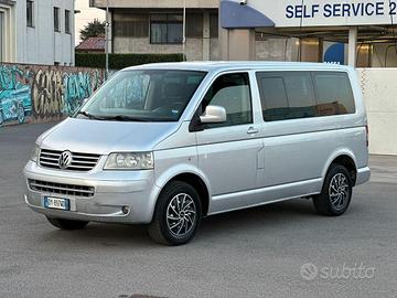 VOLKSWAGEN - Transporter