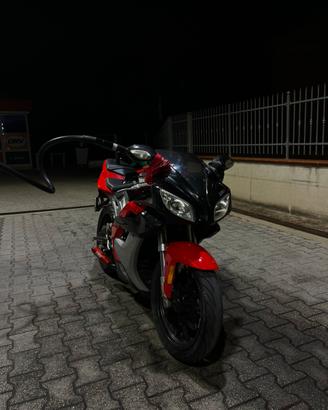 Peugeot xr7 50(77)
