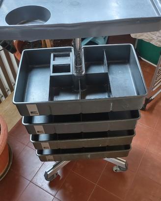 Carrello Wella per parrucchieri