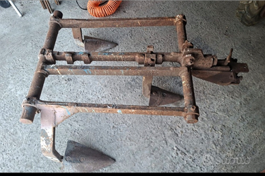 Tiller a 3 pumte accessore trattore