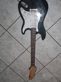 Chitarra elettrica Yukawa stile Stratocaster nera