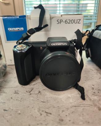 Olympus SP-620UZ + accessori 